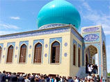 Накануне в Мернеули - одном из крупных городов региона компактного проживания азербайджанского населения в Грузии, открылась новая мечеть имама Хусейна и медицинская клиника